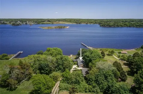 1518 Drift Road Westport MA 02790