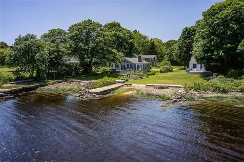 1518 Drift Road Westport MA 02790