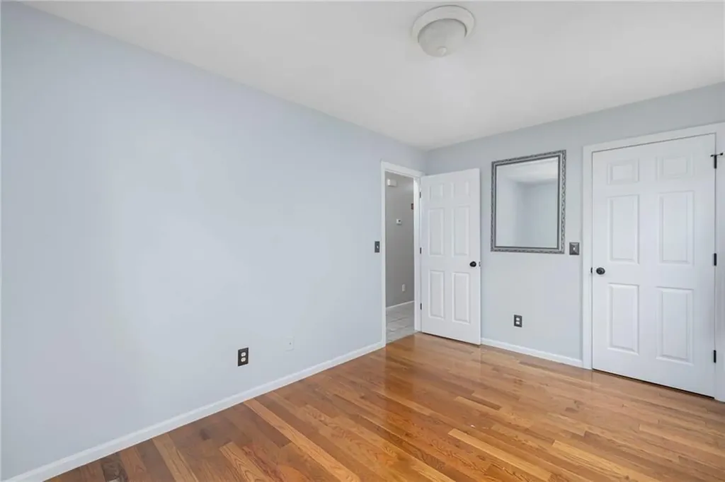 20 Thomas Avenue Pawtucket RI 02860