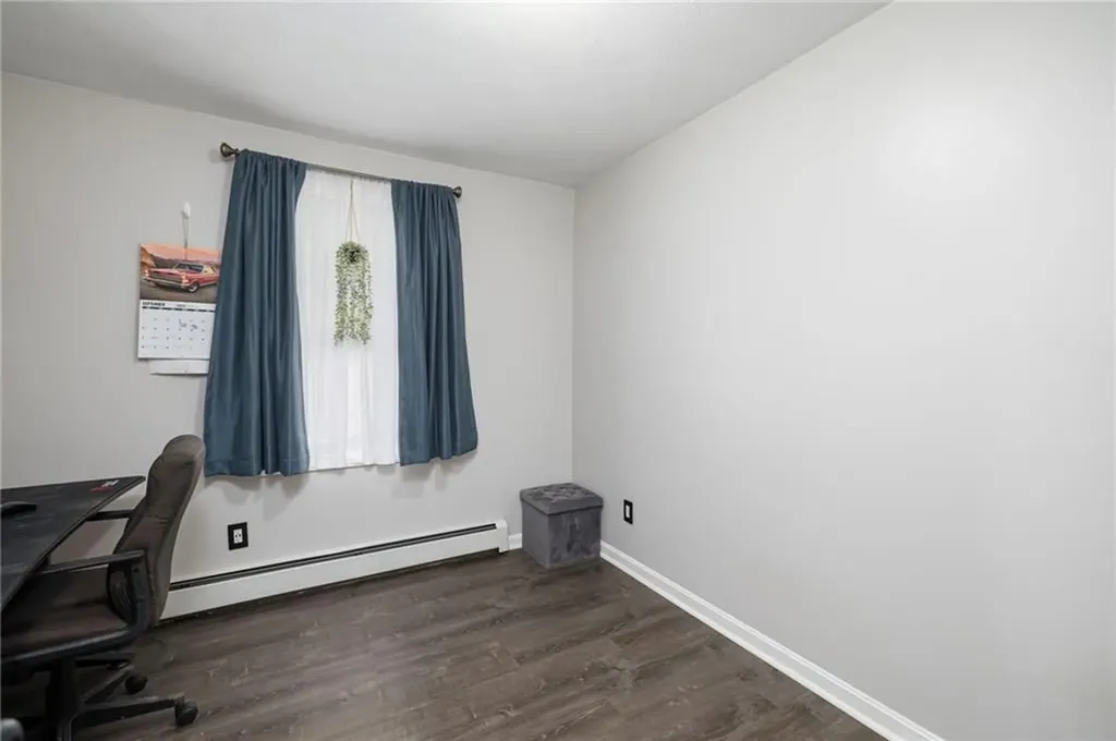 20 Thomas Avenue Pawtucket RI 02860