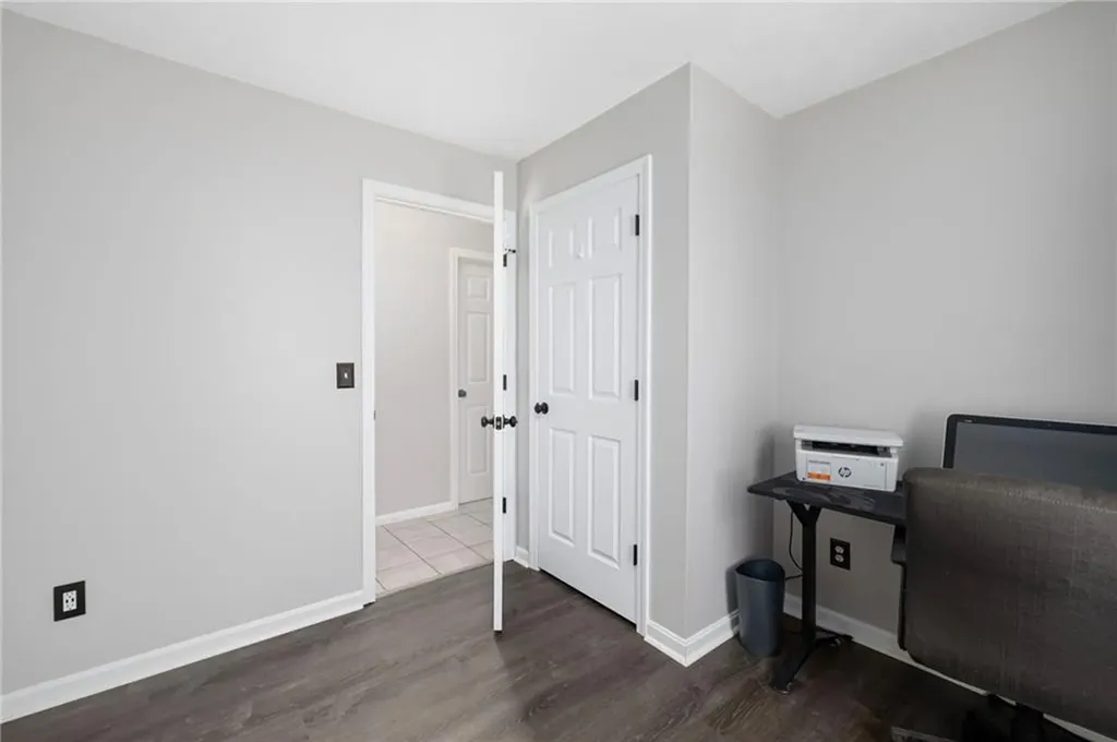20 Thomas Avenue Pawtucket RI 02860