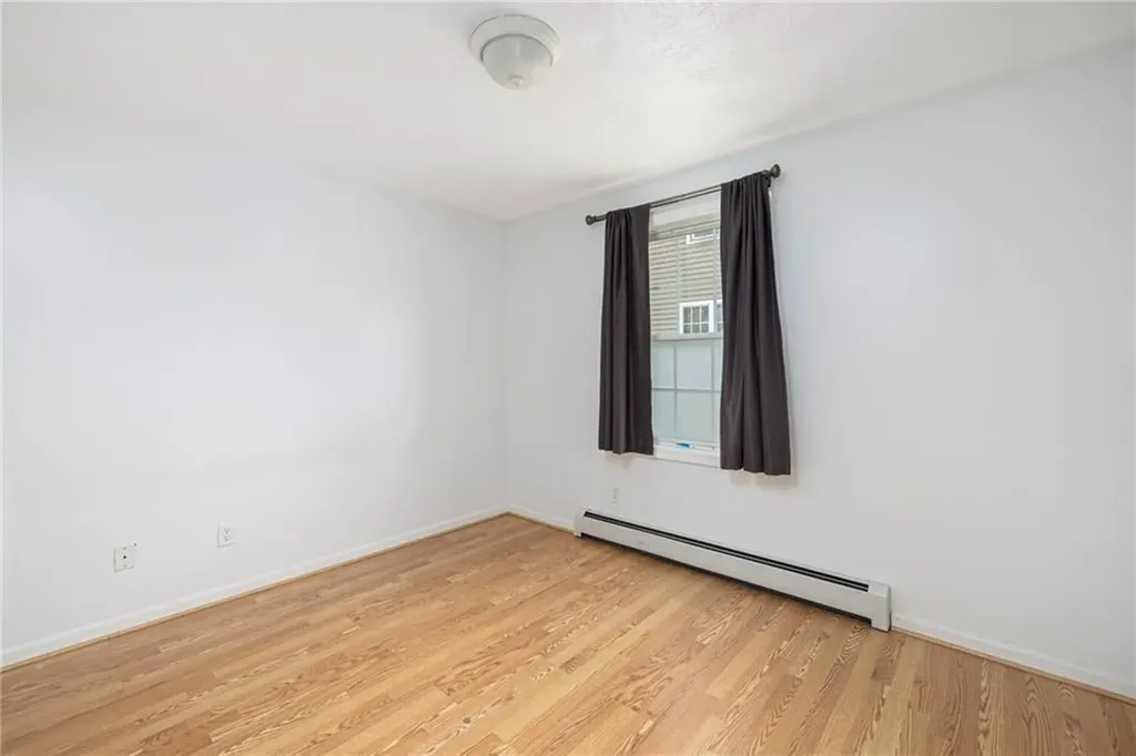 20 Thomas Avenue Pawtucket RI 02860