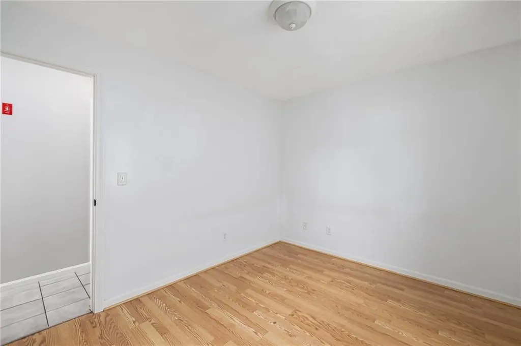 20 Thomas Avenue Pawtucket RI 02860