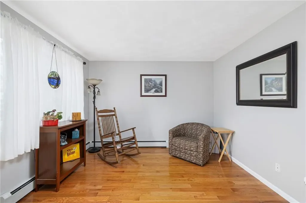 20 Thomas Avenue Pawtucket RI 02860