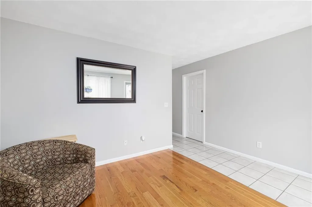 20 Thomas Avenue Pawtucket RI 02860
