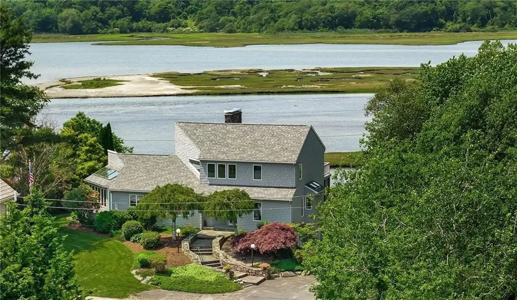96 Starr Drive Narragansett RI 02882
