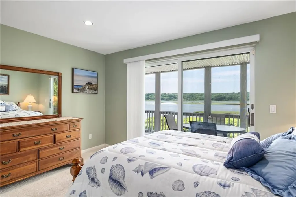 96 Starr Drive Narragansett RI 02882
