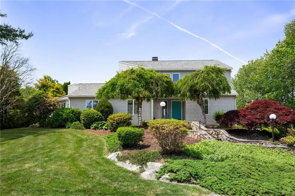 96 Starr Drive Narragansett RI 02882