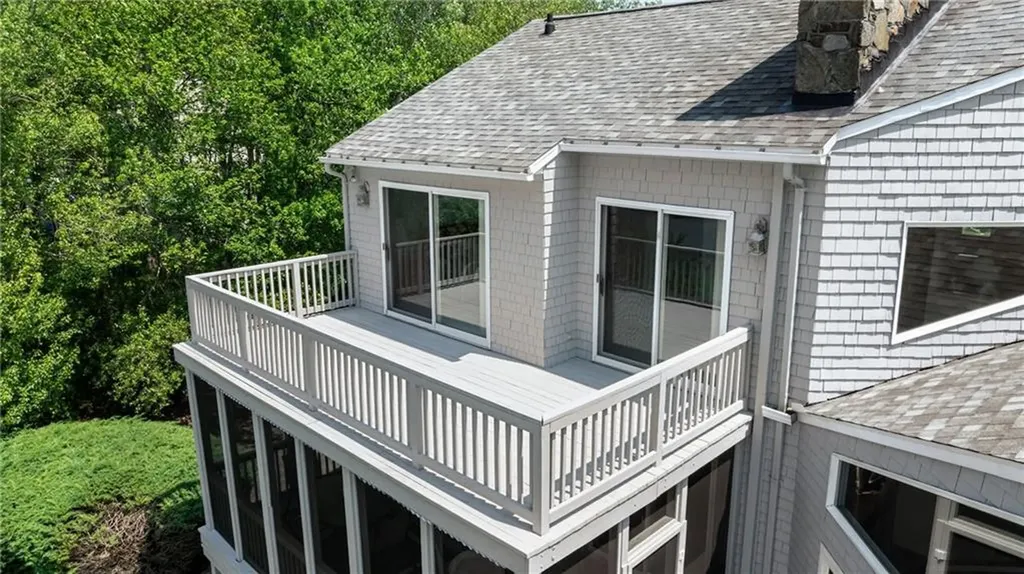 96 Starr Drive Narragansett RI 02882