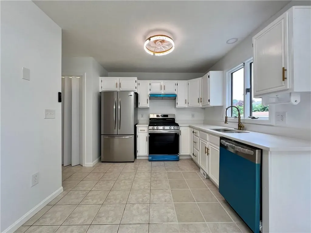 17 Hagan Street Providence RI 02904