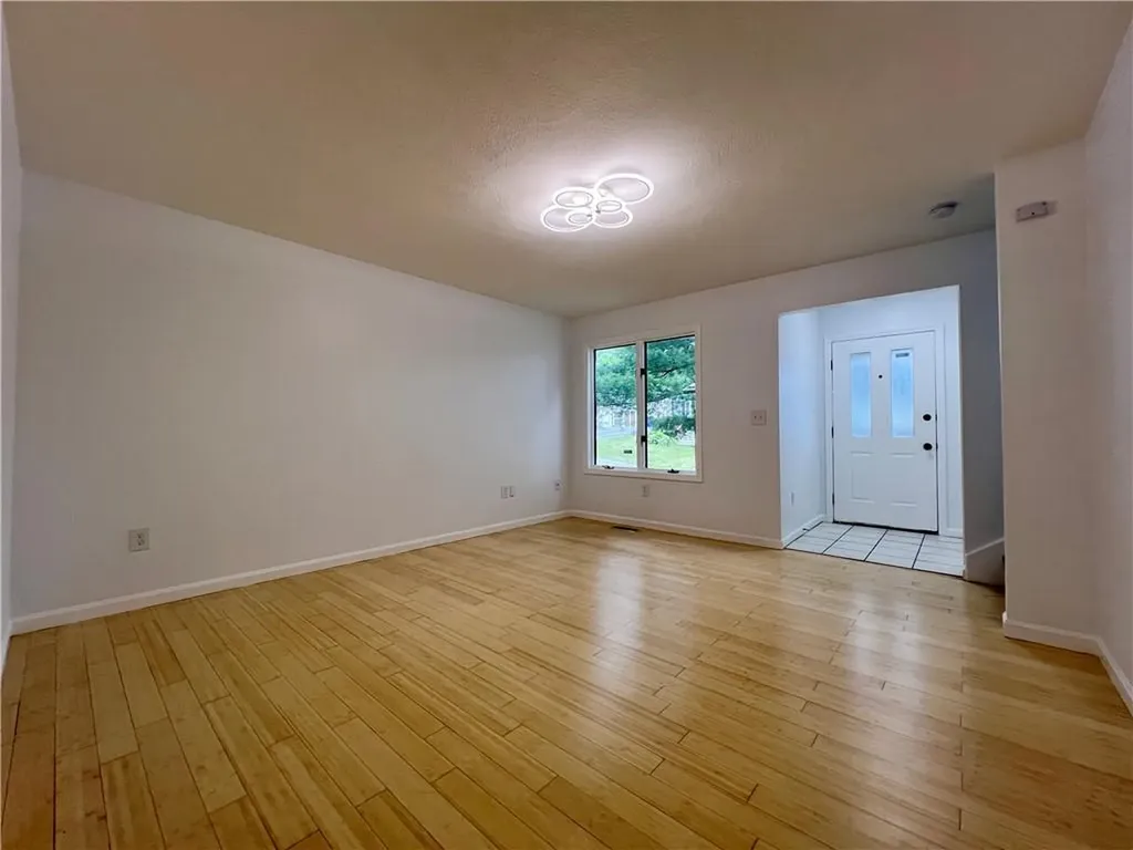 17 Hagan Street Providence RI 02904