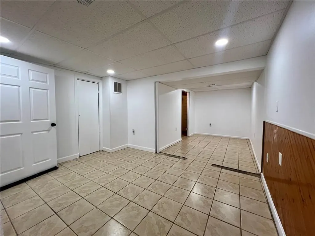 17 Hagan Street Providence RI 02904