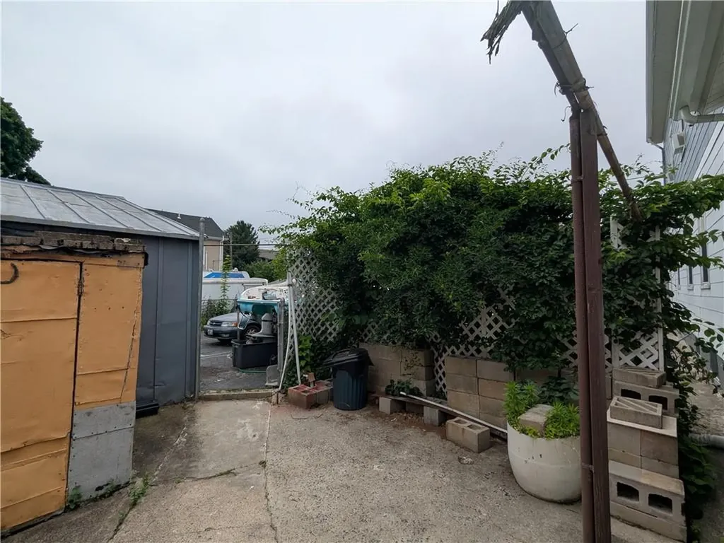 60 62 Sherman Street Pawtucket RI 02860