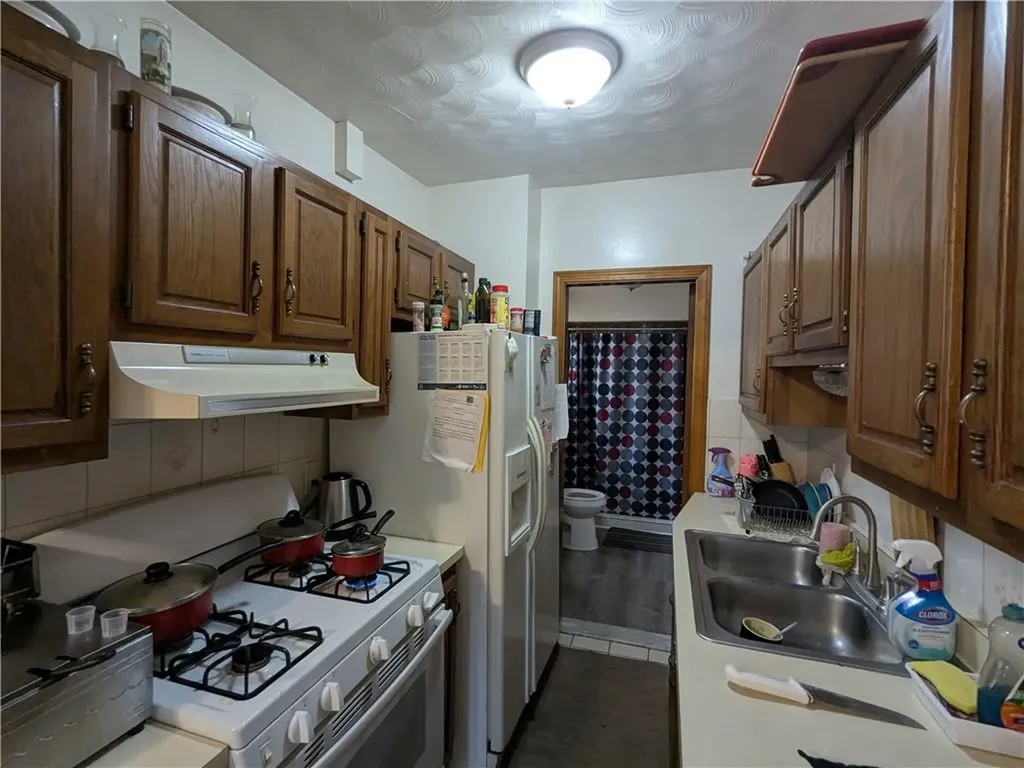 60 62 Sherman Street Pawtucket RI 02860