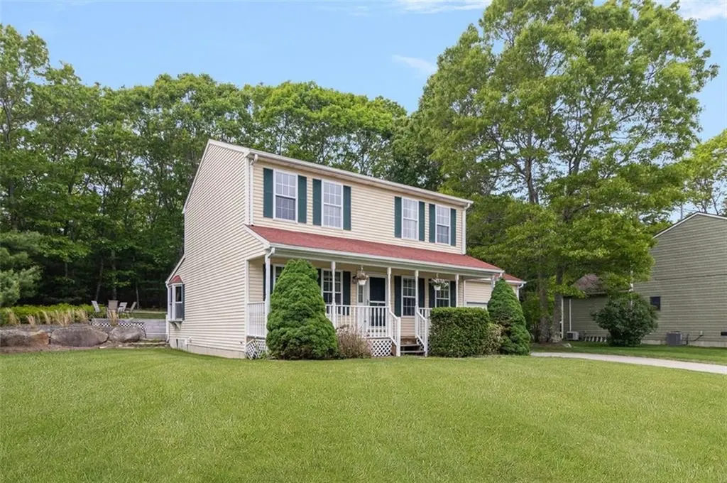 26 Cobblestone Terrace Coventry RI 02816