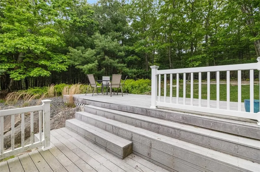 26 Cobblestone Terrace Coventry RI 02816