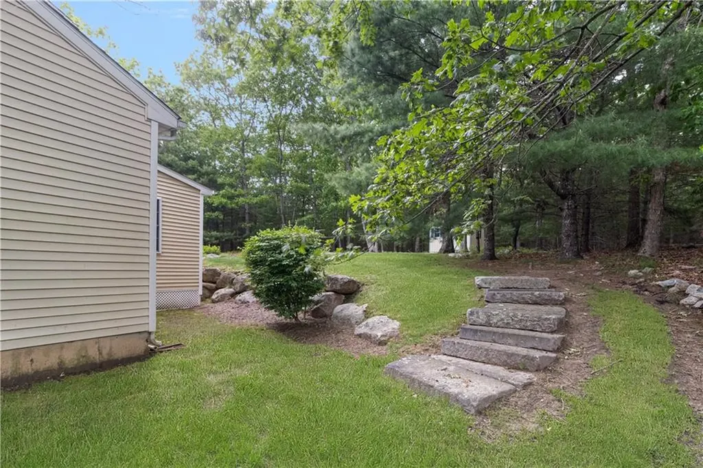 26 Cobblestone Terrace Coventry RI 02816