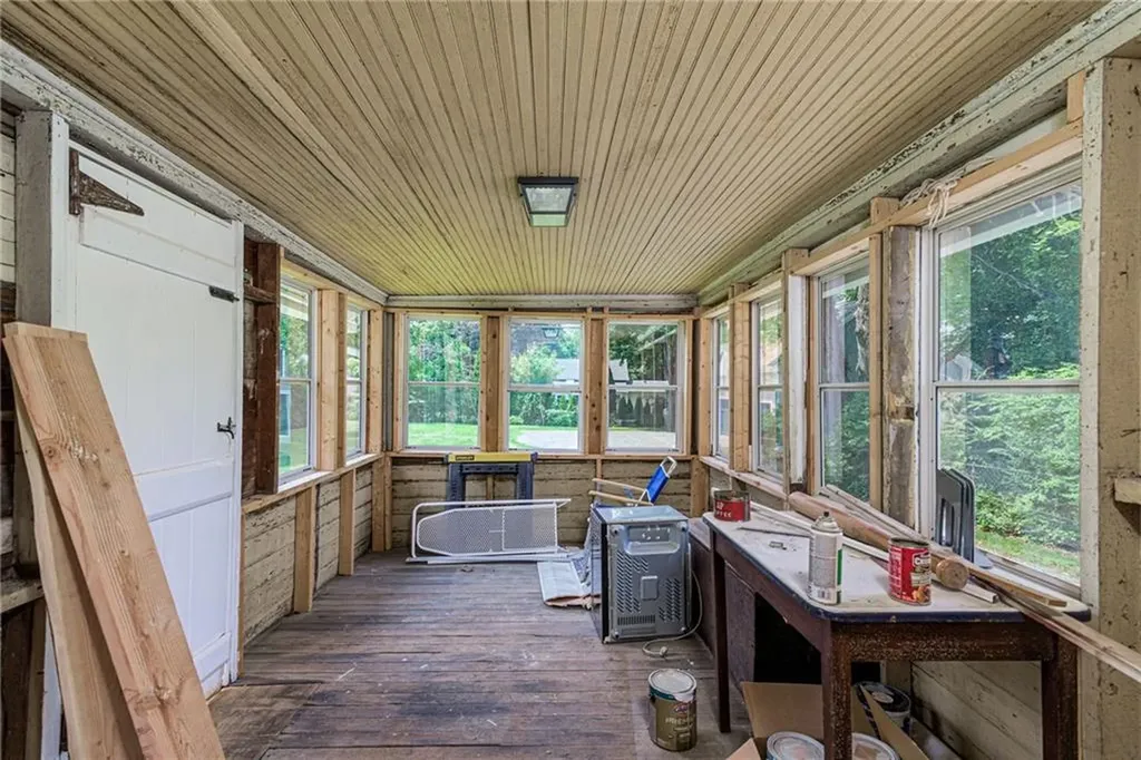 34 Pleasant Street North Kingstown RI 02852