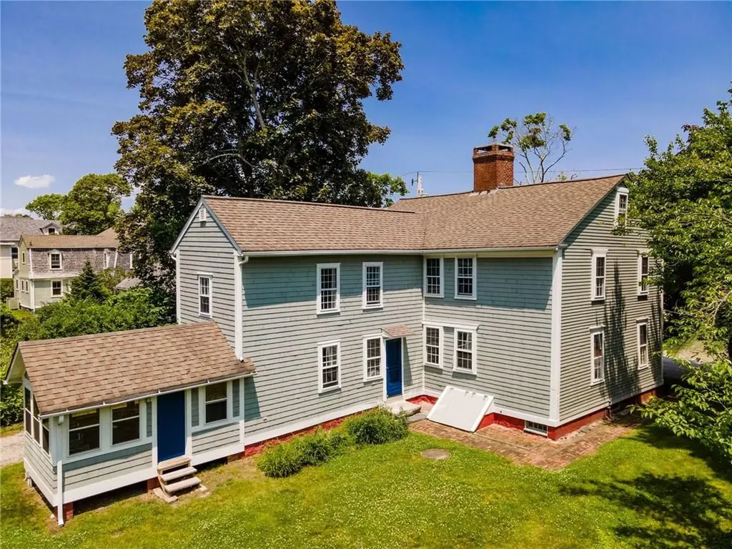 34 Pleasant Street North Kingstown RI 02852