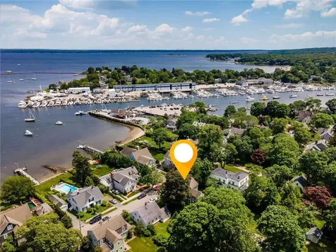 34 Pleasant Street North Kingstown RI 02852