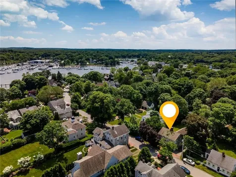 34 Pleasant Street North Kingstown RI 02852