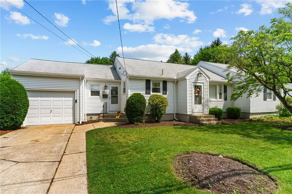 122 Cannon Street Cranston RI 02920