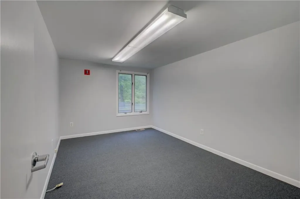 626 Toll Gate Road Warwick RI 02886