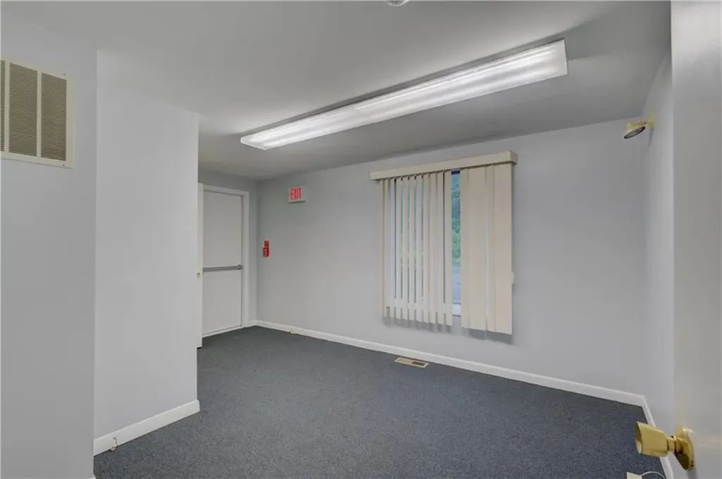 626 Toll Gate Road Warwick RI 02886