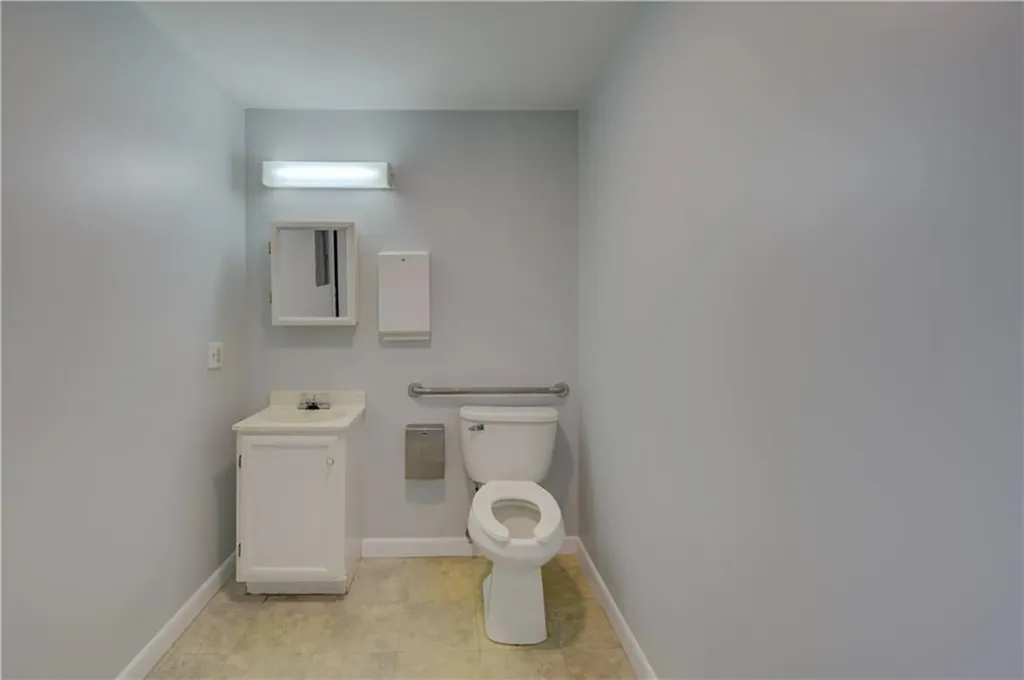 626 Toll Gate Road Warwick RI 02886