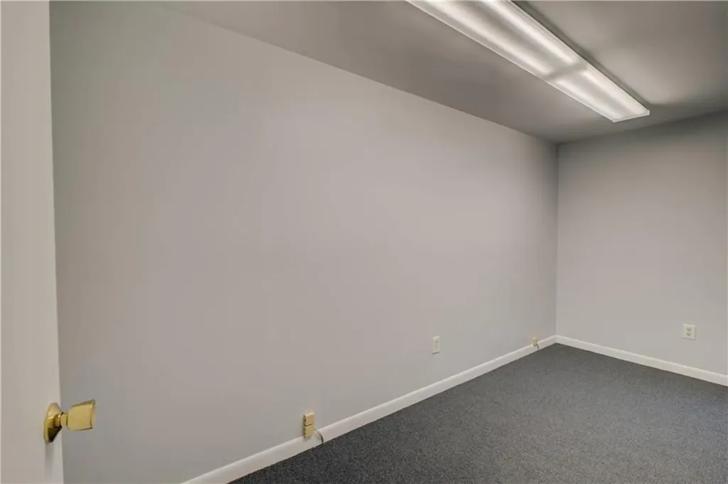 626 Toll Gate Road Warwick RI 02886