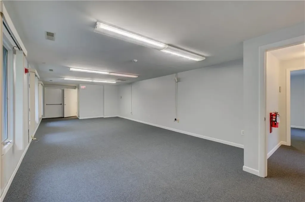 626 Toll Gate Road Warwick RI 02886