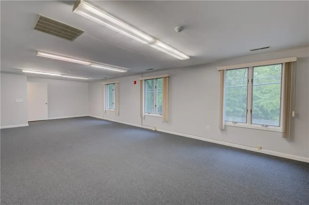 626 Toll Gate Road Warwick RI 02886