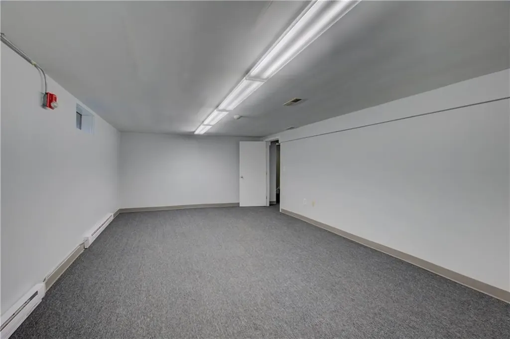 626 Toll Gate Road Warwick RI 02886