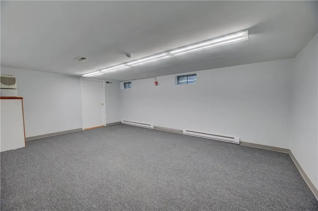 626 Toll Gate Road Warwick RI 02886