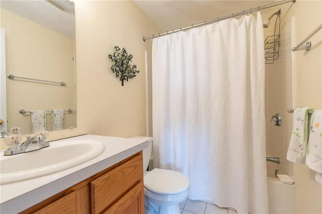 5 Alexander Drive Narragansett RI 02882