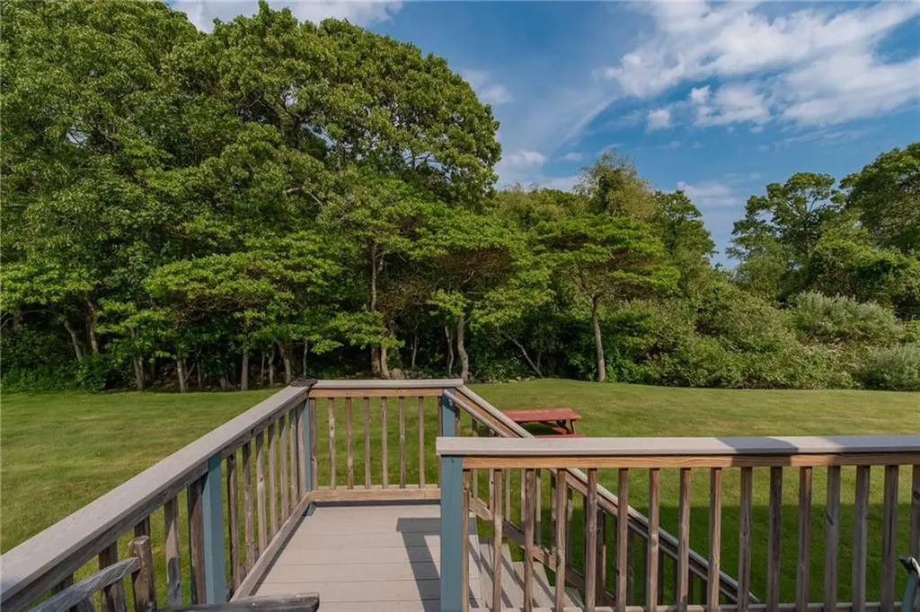 5 Alexander Drive Narragansett RI 02882