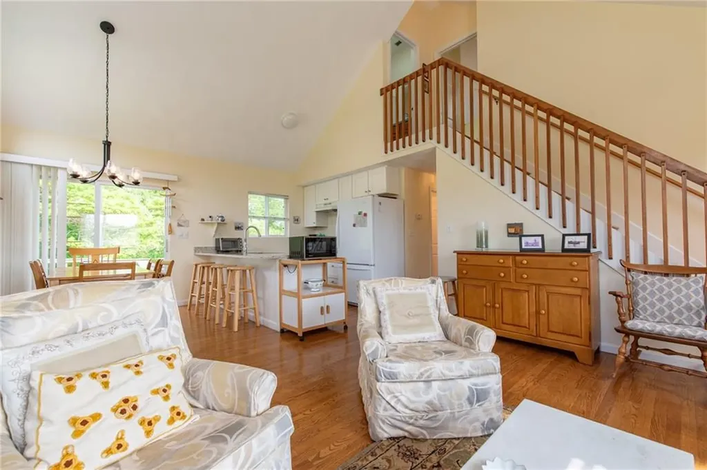 5 Alexander Drive Narragansett RI 02882