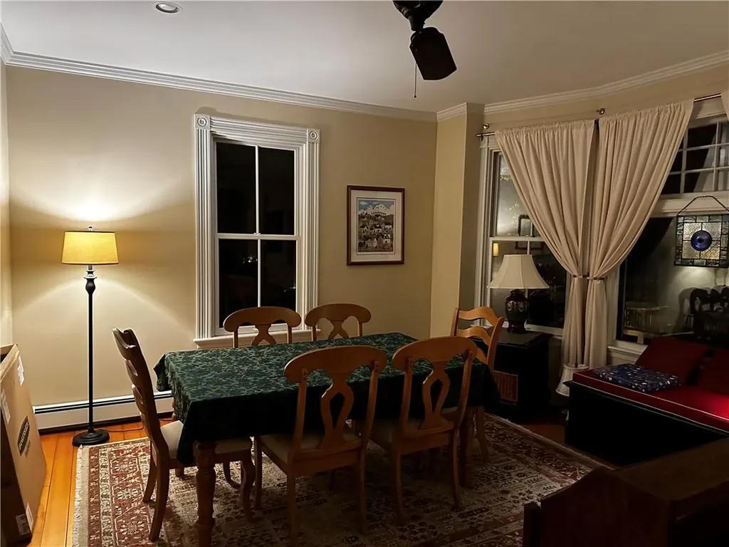 17 Lincoln Street Newport RI 02840