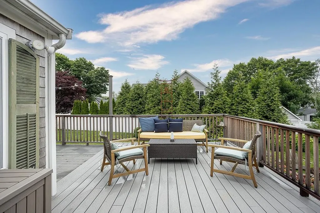 50 Cole Street Jamestown RI 02835