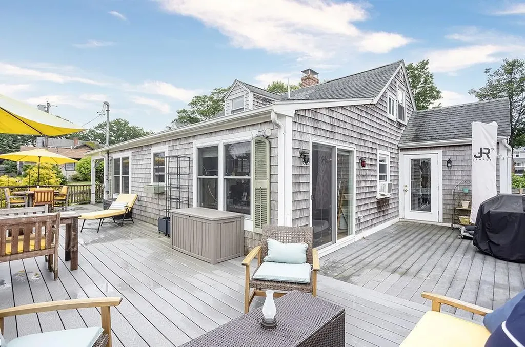 50 Cole Street Jamestown RI 02835