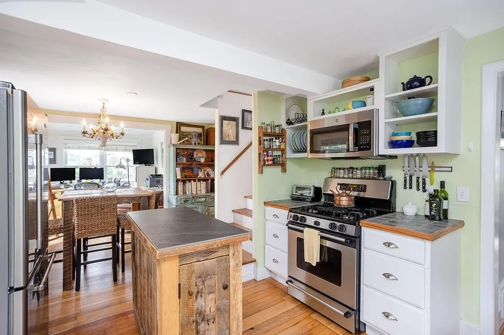 50 Cole Street Jamestown RI 02835