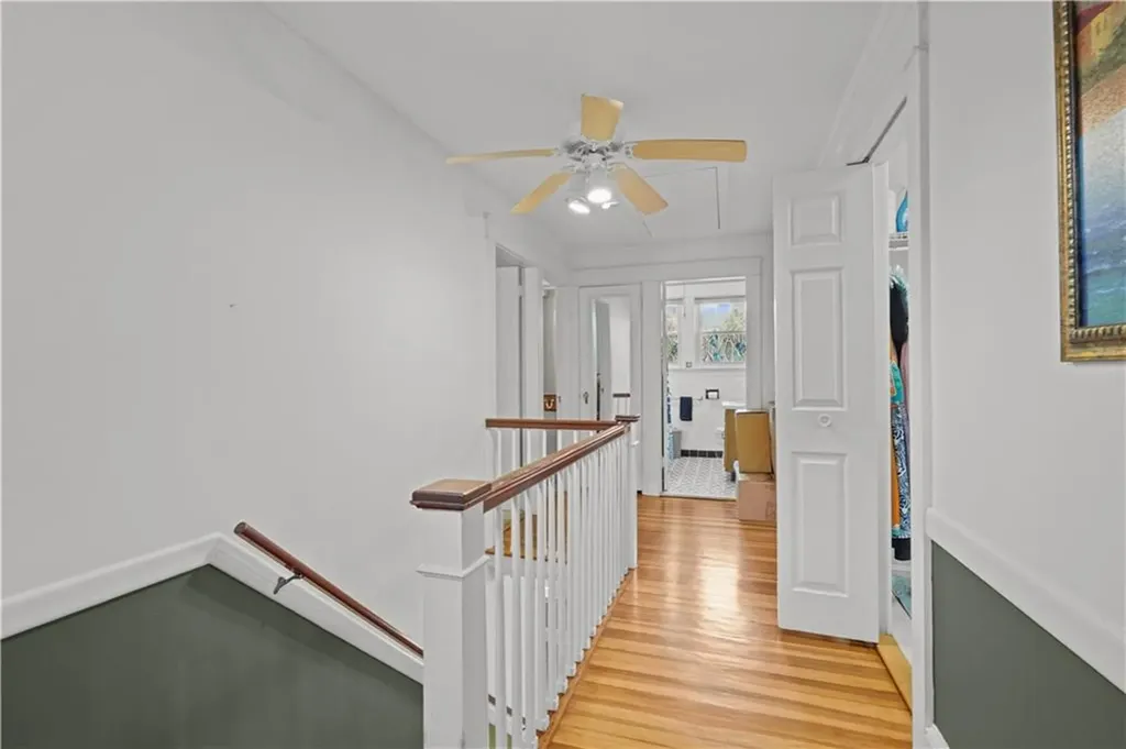 112 County Road Barrington RI 02806