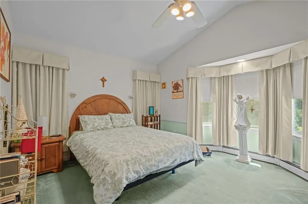 112 County Road Barrington RI 02806