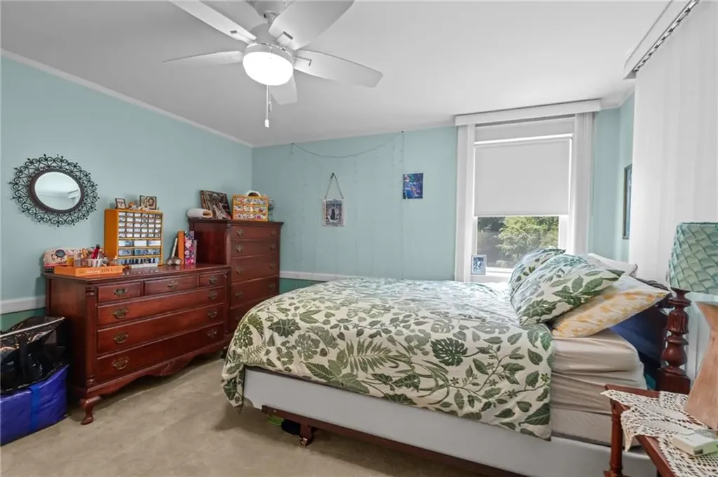 112 County Road Barrington RI 02806