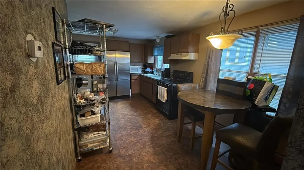 35 37 Lancashire Street Providence RI 02908