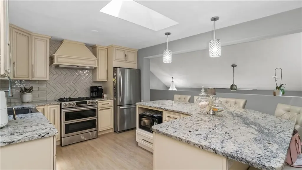 14 Deer Run Drive Coventry RI 02816