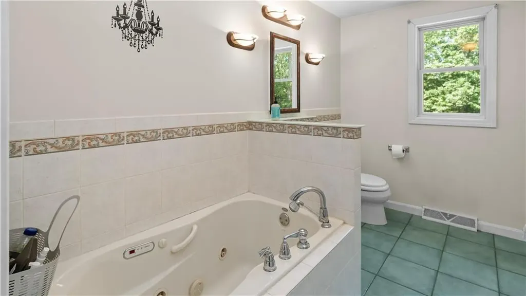 14 Deer Run Drive Coventry RI 02816
