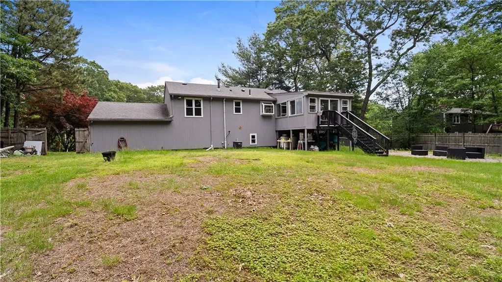 14 Deer Run Drive Coventry RI 02816