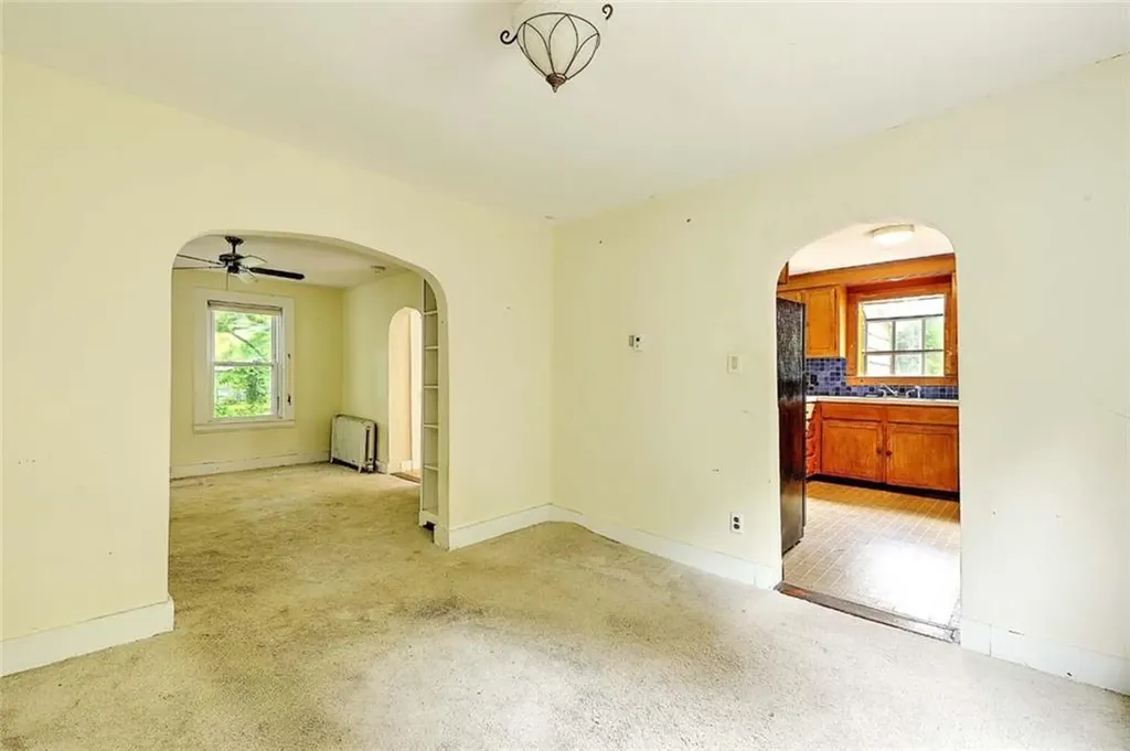 178 East Greenwich Avenue West Warwick RI 02893