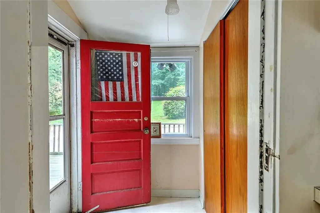 178 East Greenwich Avenue West Warwick RI 02893